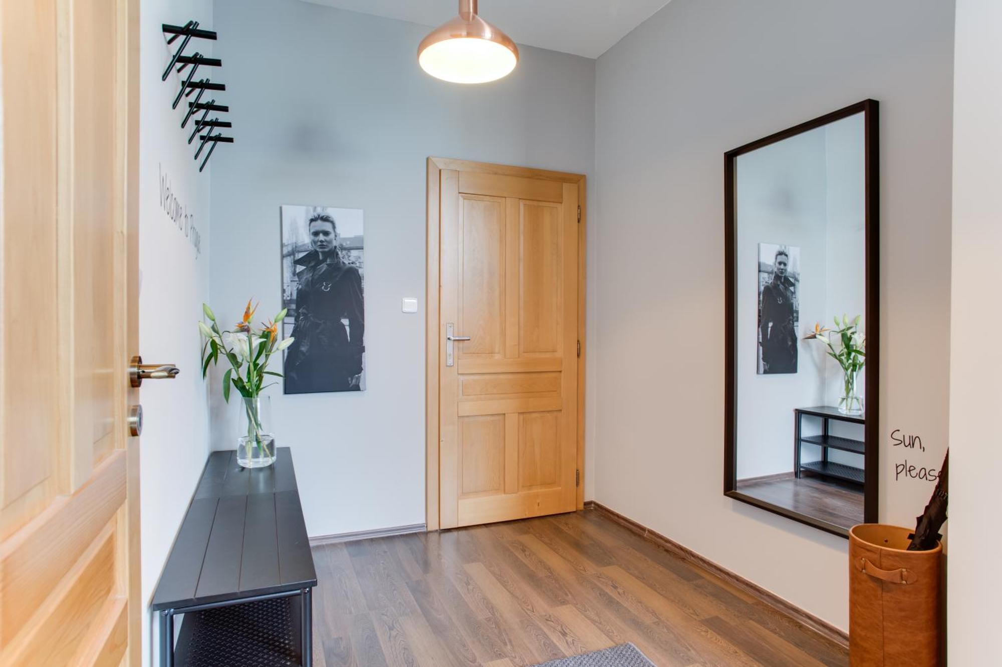 Apartment Ultimate 1 Experience - Duplex, Roof Terrace, Castle View, Free Parking Over Weekends, Ac! *