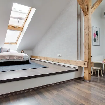 Ultimate Prague 1 Experience - Duplex, Roof Top Terrace, Prague Castle View, Free Parking Over Weekends Exterior photo