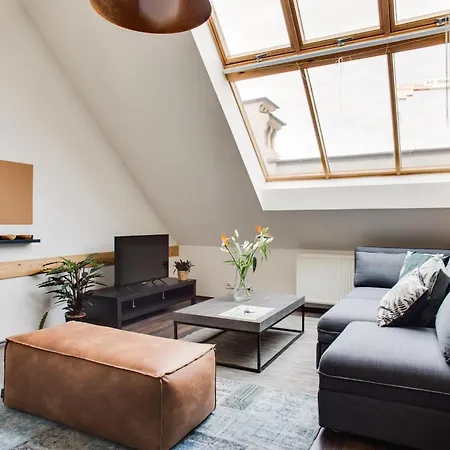 Ultimate Prague 1 Experience - Duplex, Roof Top Terrace, Prague Castle View, Free Parking Over Weekends Exterior photo