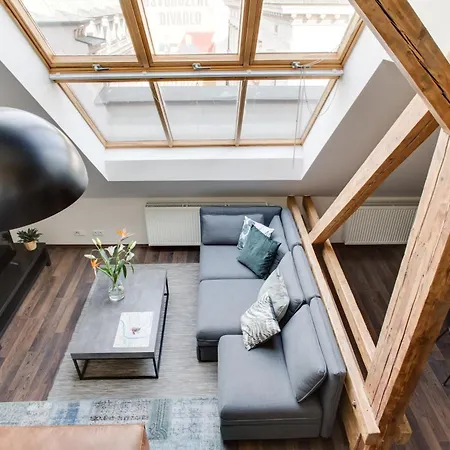 Ultimate Prague 1 Experience - Duplex, Roof Top Terrace, Prague Castle View, Free Parking Over Weekends Exterior photo